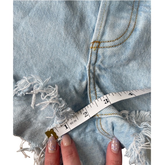 Boyish Cody High-Rise Distressed Denim Shorts Light Wash - Size 26 - Picture 11 of 16